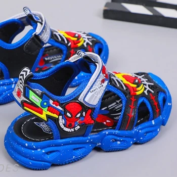 Ежедневни обувки за момчета с led подсветка, Летни детски синьо-червени сандали, мъжки плажни обувки модел от картун мека, устойчива на плъзгане обувки, Размер 22-37