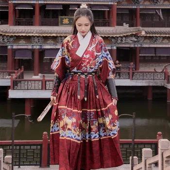 Костюм ВОДНА летящи риби на династията Мин, китайският традиционен пролетен дамски дрехи Hanfu с дължина до кръста, автентична оригинална Кралската гвардия