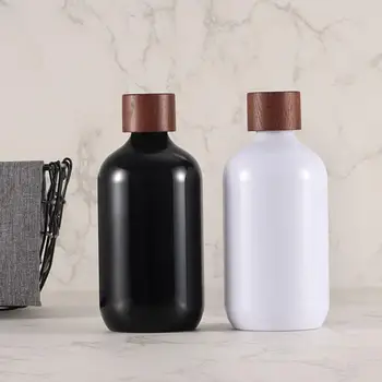 Опаковка шампоан Практичен битумен лак за полиране на повърхността, захранващи сапун, душ гел, запас в случай на прекъсване на празни бутилки